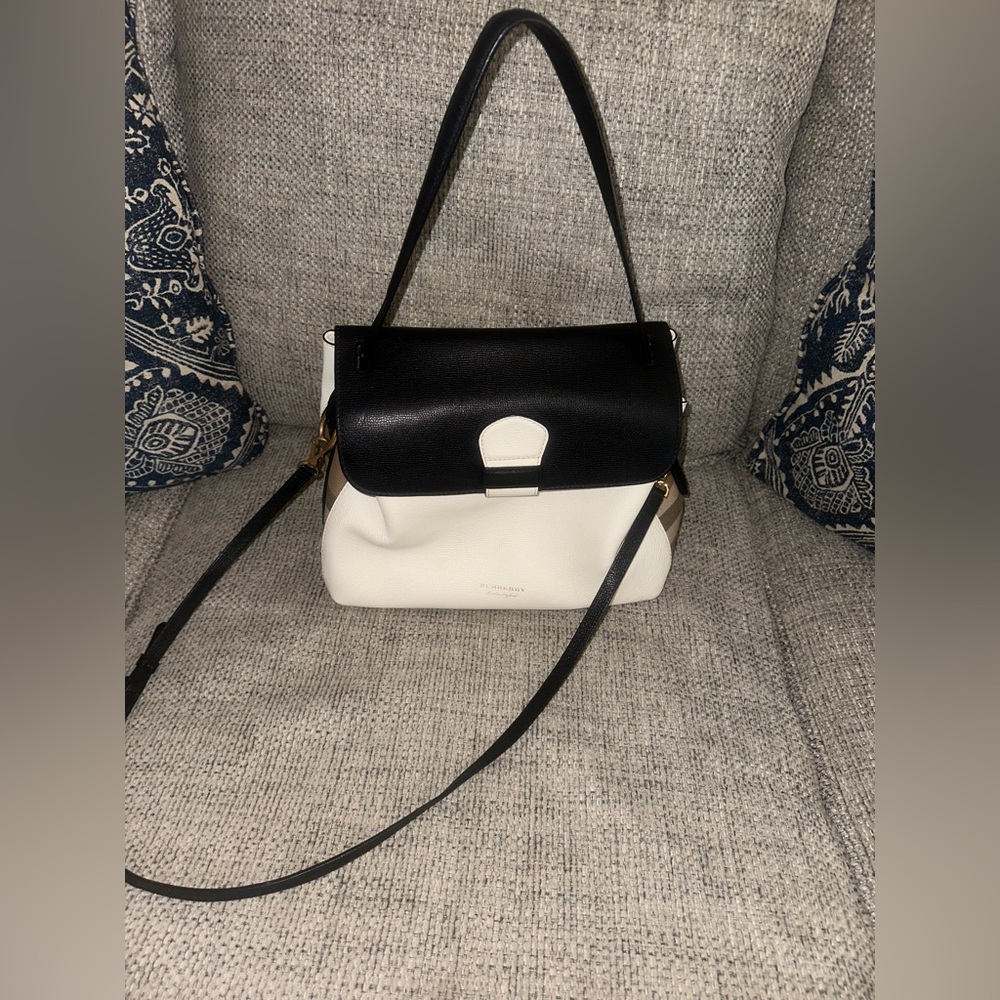 Large Burberry purse. Used